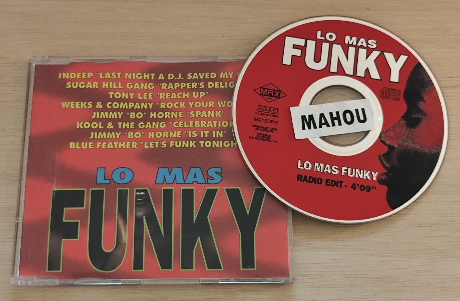 VA-Lo_Mas_Funky-PROMO-CDS-FLAC-1994-MAHOU