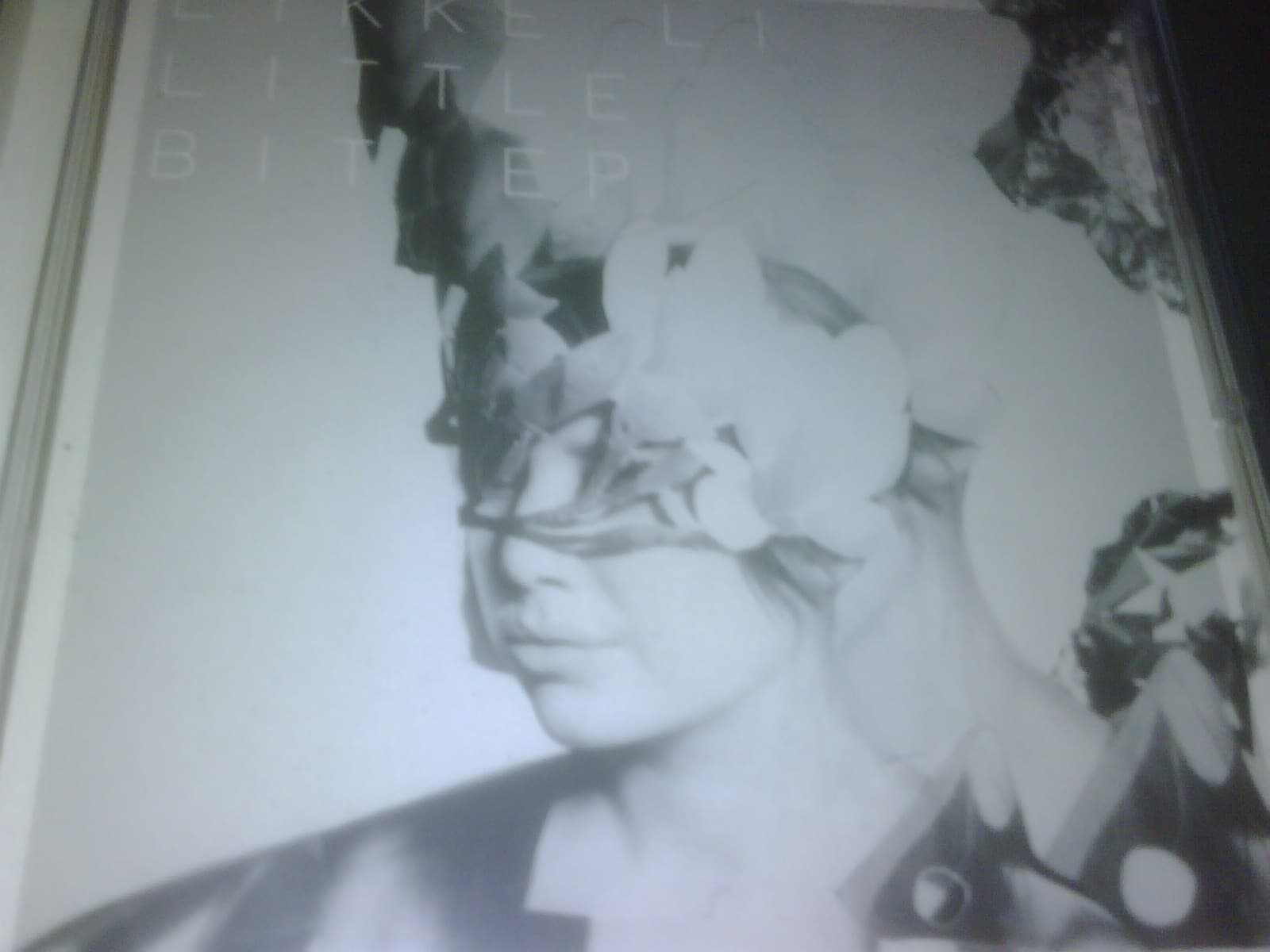 Lykke_Li-Little_Bit-EP-2008-FiH