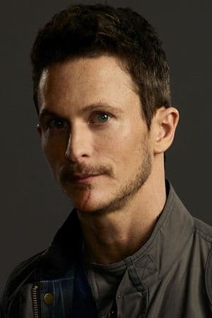 Jonathan Tucker