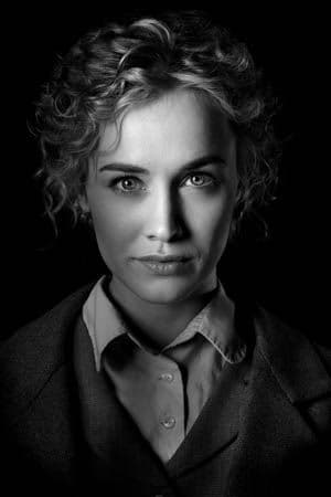 Dominique McElligott